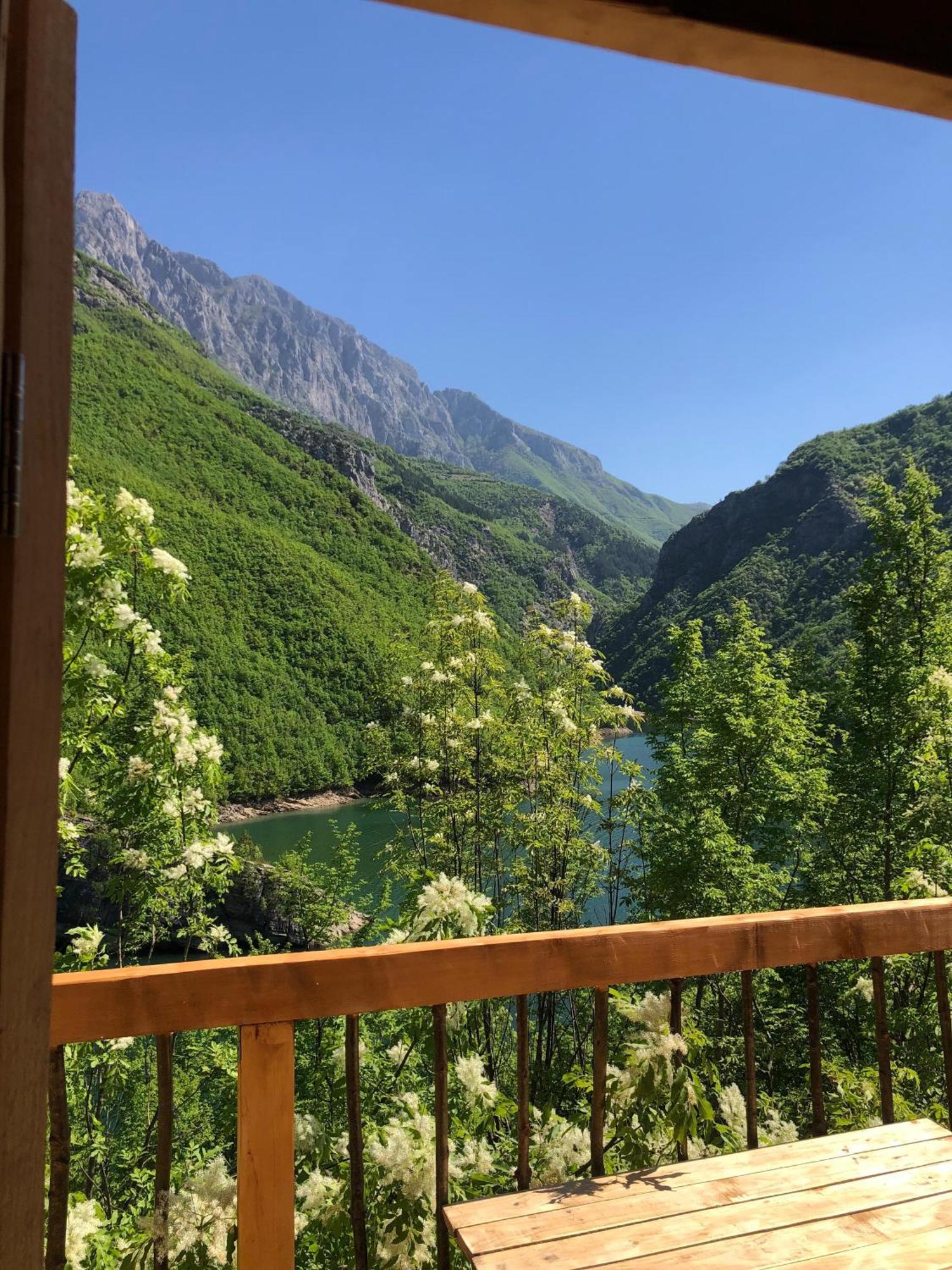 Twin Villas Komani Lake المظهر الخارجي الصورة