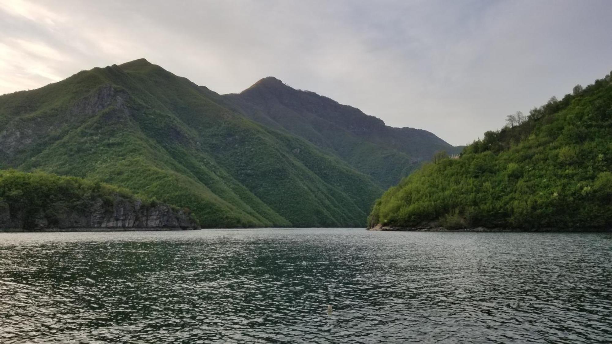 Twin Villas Komani Lake المظهر الخارجي الصورة