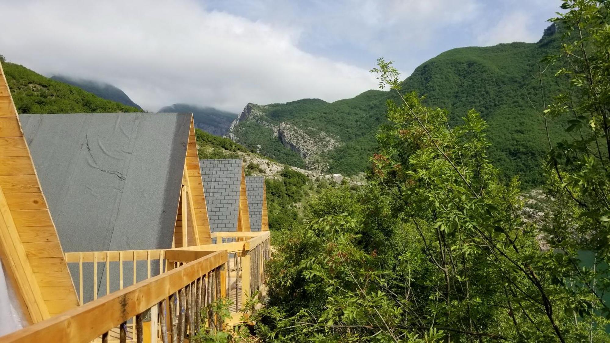 Twin Villas Komani Lake المظهر الخارجي الصورة